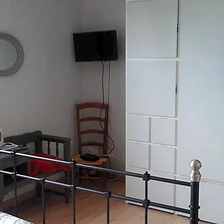 L Atelier Bed and breakfast 3*
